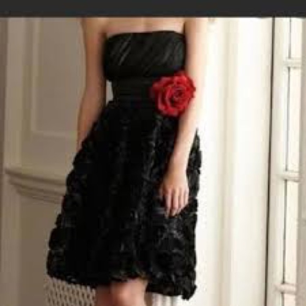 WHBM Black Strapless Rosette Ribbons Cocktail Dress Size 0